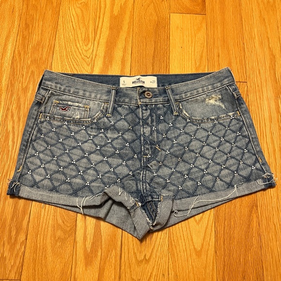 Embellished Bedazzled Hollister Denim Shorts - Picture 1 of 4